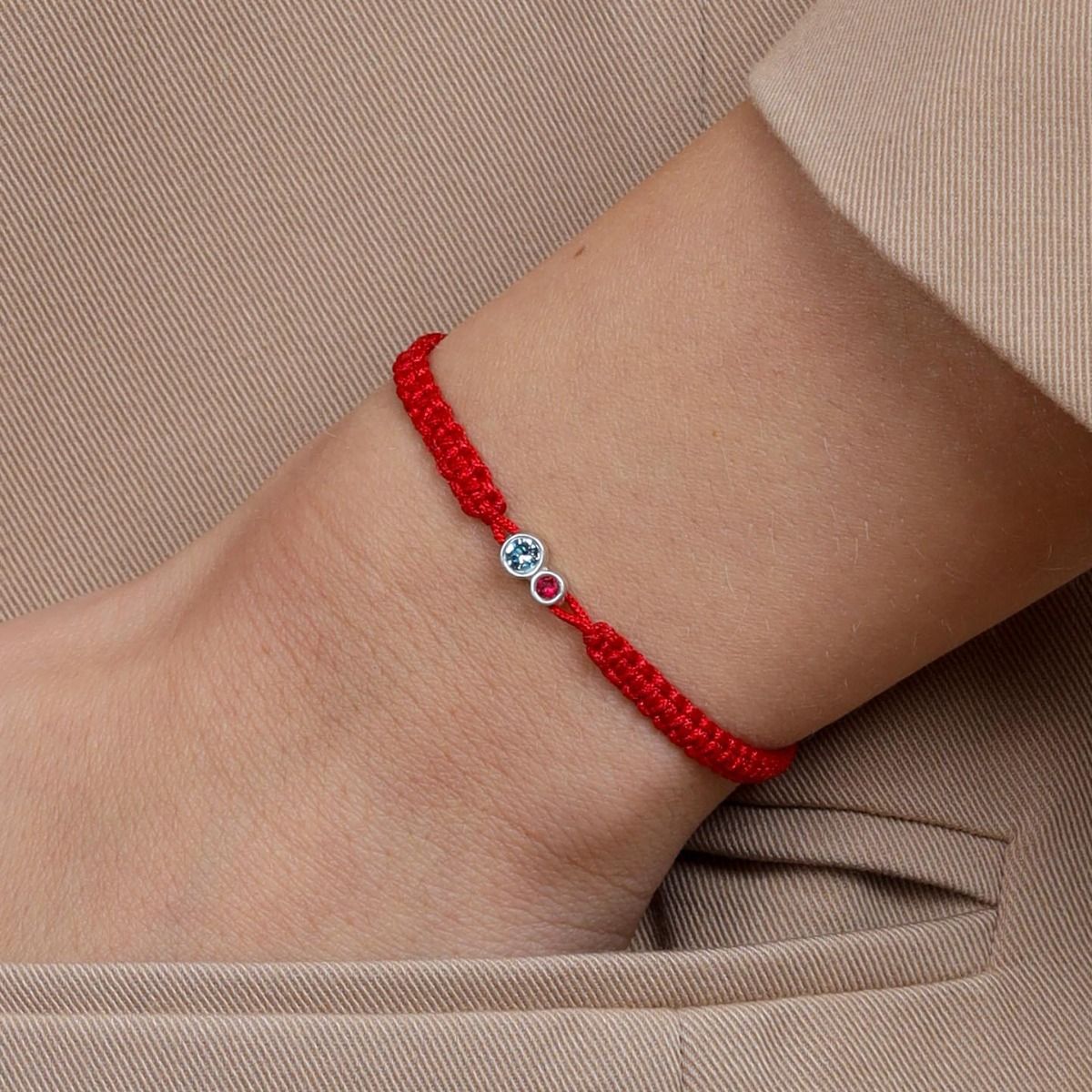 A Mother's Love Birthstone Bracelet - Wide Red String [Sterling Silver]