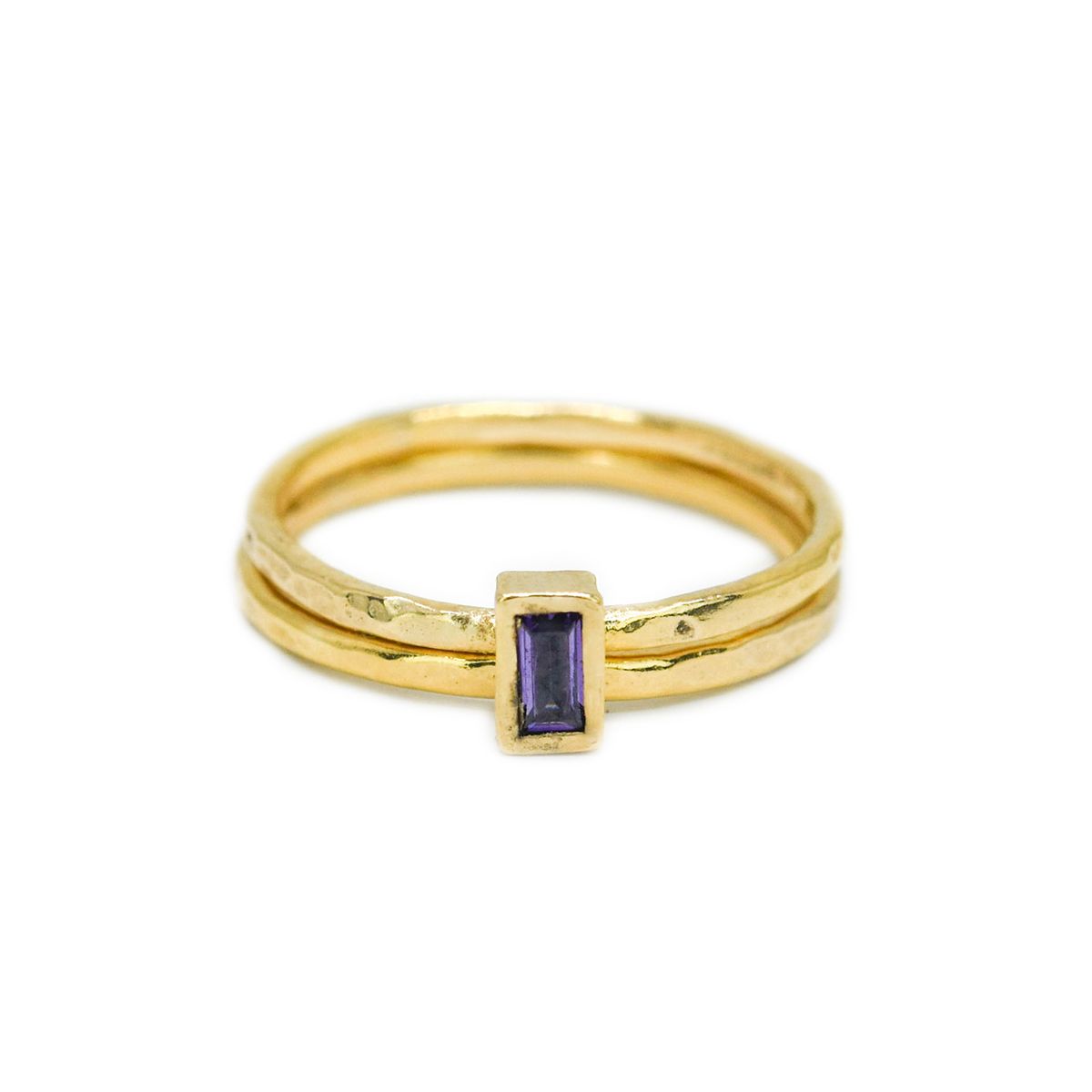 Bague Carina Martelée. Baguette Verticale [Plaqué Or 18ct]