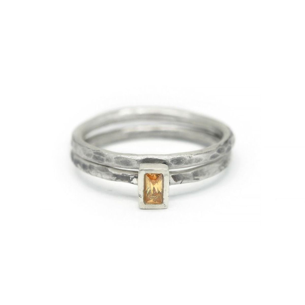 Bague Carina Martelée. Baguette Verticale [Argent 925]