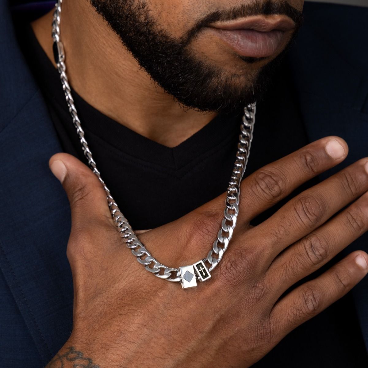 Cuban Link Chain with Cross & Nano Bible for Men – 8mm 
