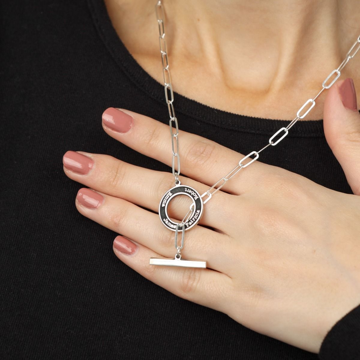 Family Anchor Link Chain Name Necklace - Dark Circle [Sterling Silver]