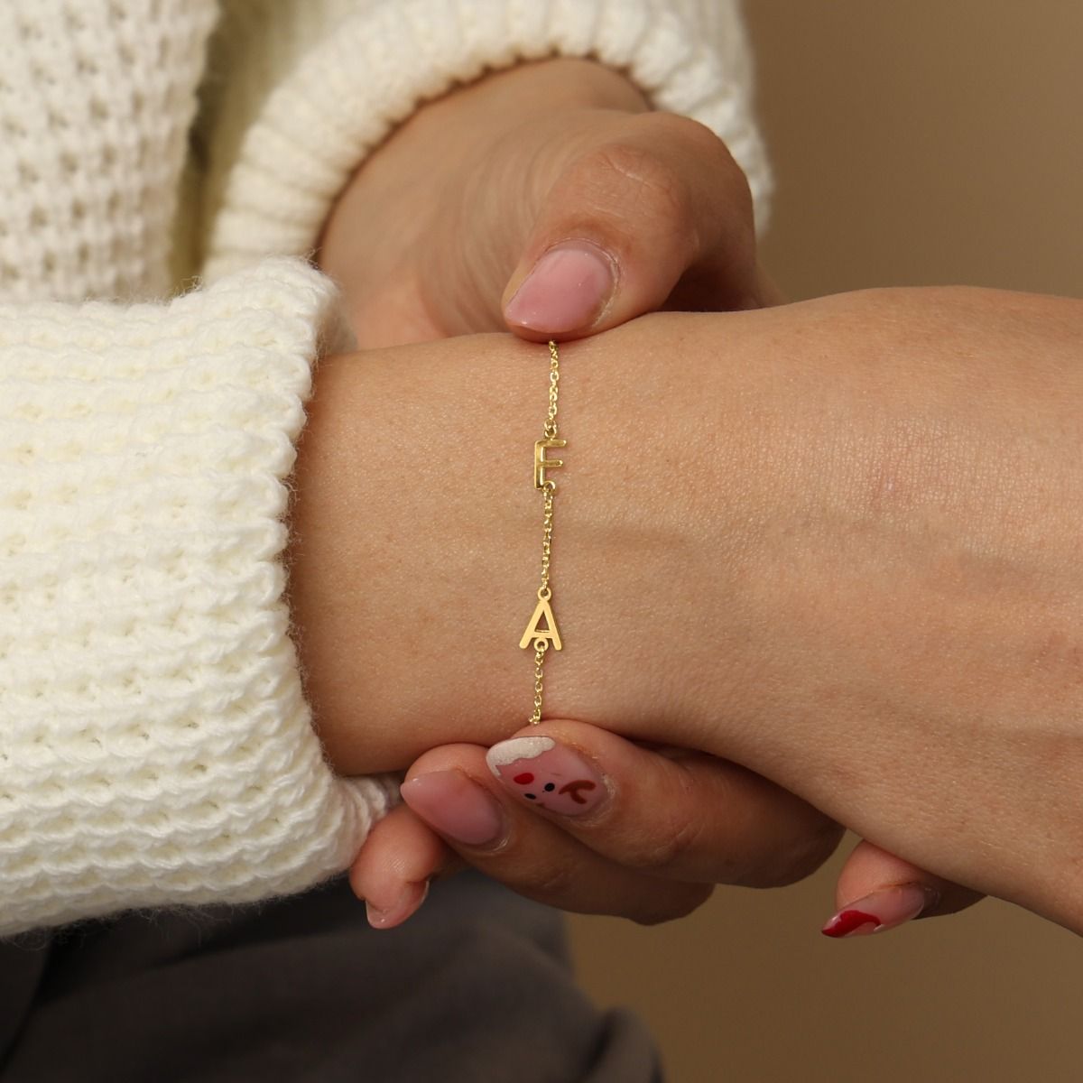 Helena Initials Bracelet [14 Karat Gold]