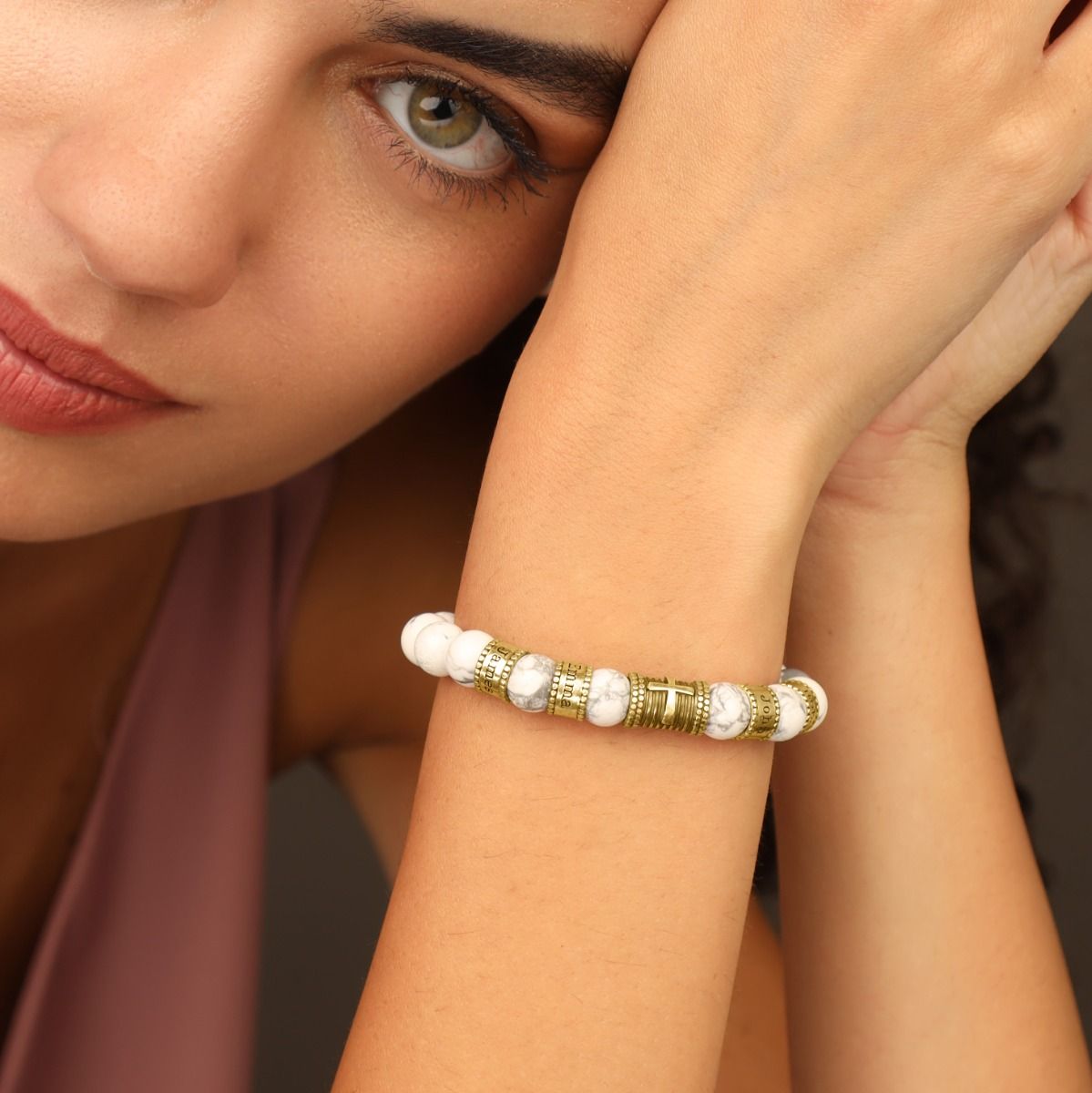 Cross Women Name Bracelet With Howlite Stones [18K Gold Vermeil]