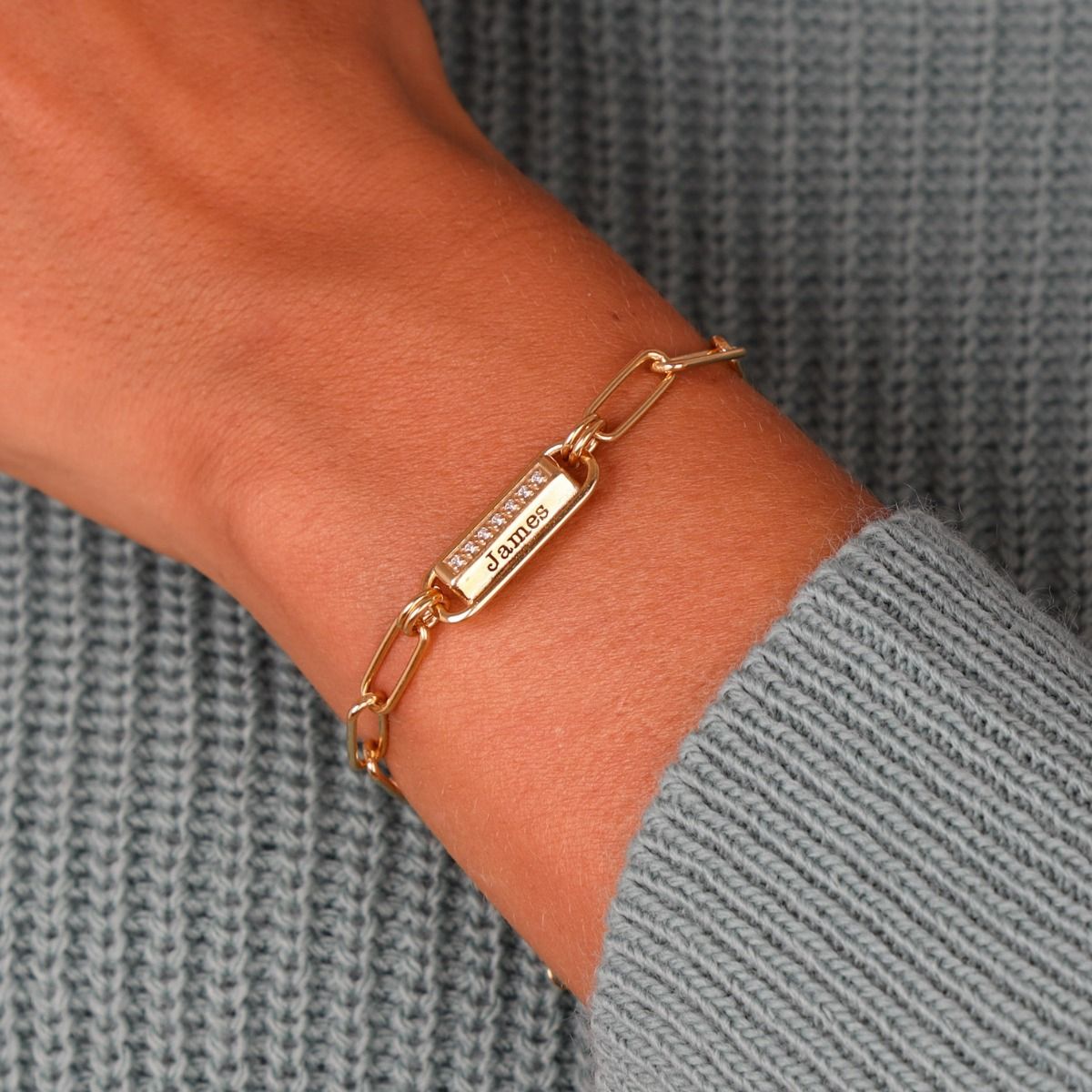 Link Chain Hexa Bar Engraved Bracelet - White Crystals [18K Gold Plated]