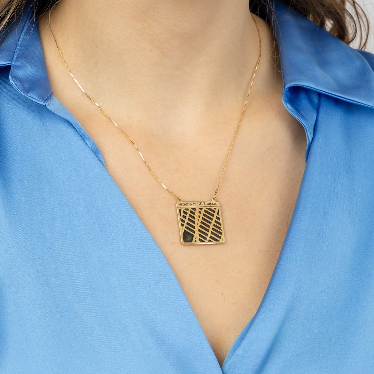 Collier Silhouette Carte Enchantée [Plaqué Or 18ct]
