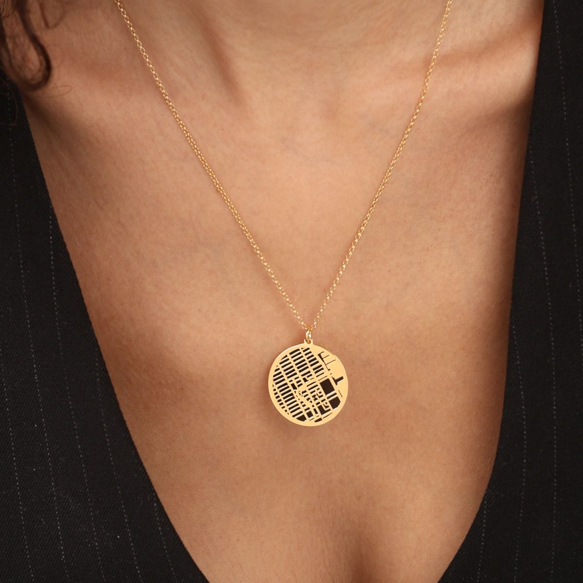 Precious Spot Map Silhouette Necklace [18K Gold Vermeil]
