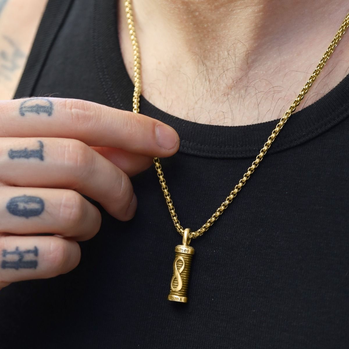 Collier Barre Infini avec Prénoms pour Homme - Plaqué Or 18ct 