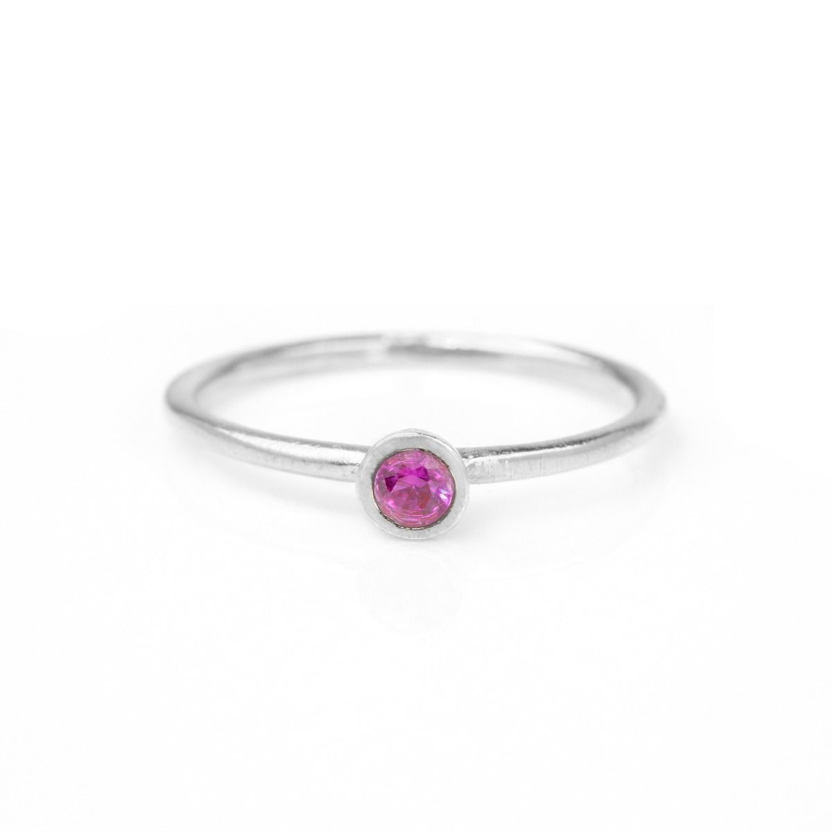 Carina Ring. Small Circle [Sterling Silver]