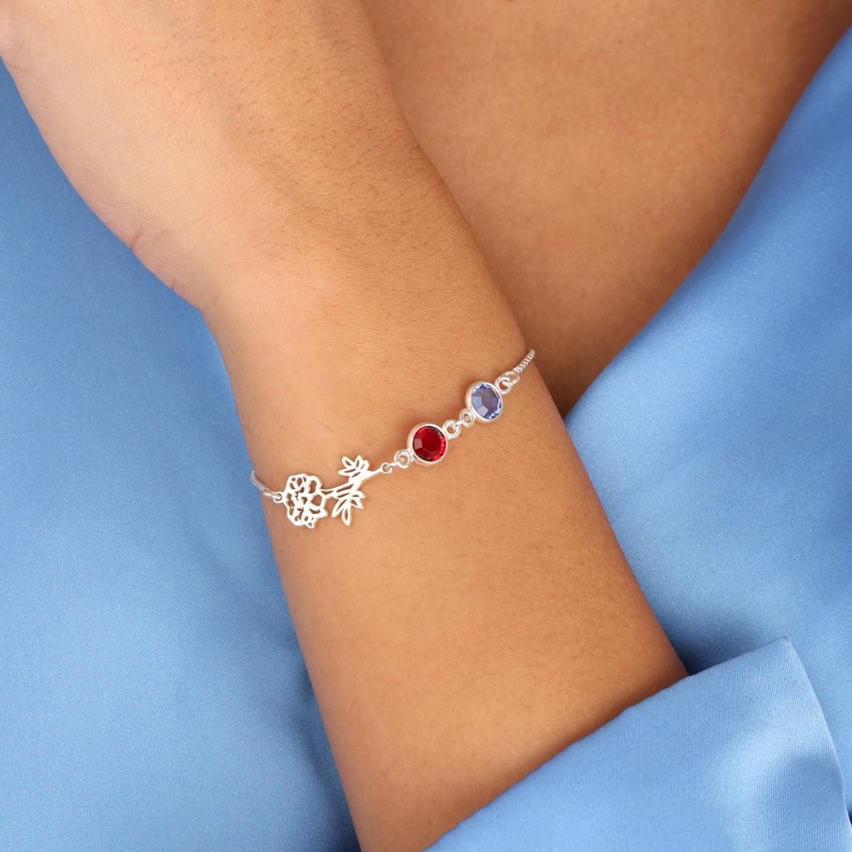 A Mother’s Love Birth Flower Birthstone Bracelet [Sterling Silver]
