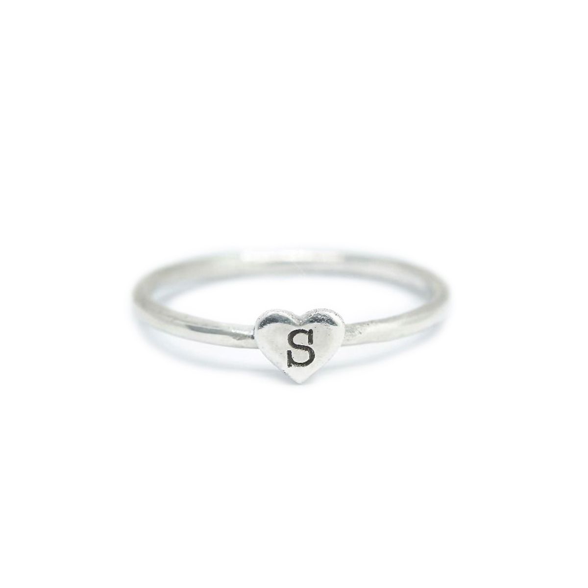 Anillo Corazón Dulce con Inicial [Plata de Ley] 