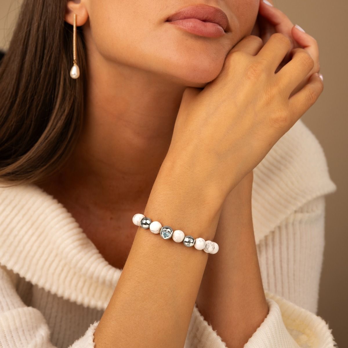 Ties of Love Howlite Birthstone Beaded Bracelet – Engraved Spheres [Silver]