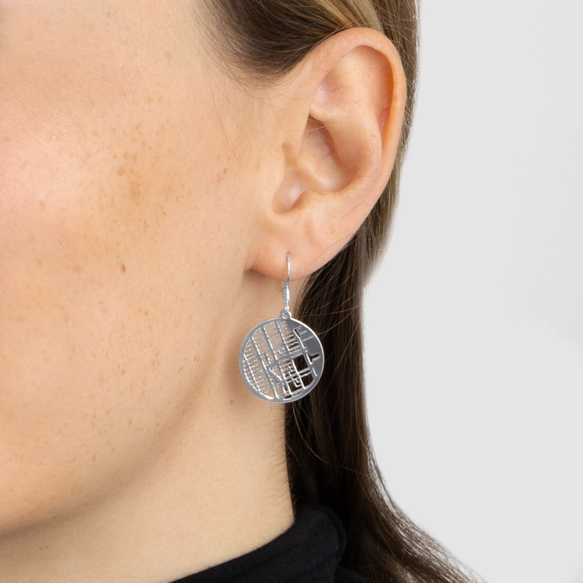 Memories Circle Map Earrings [Sterling Silver]