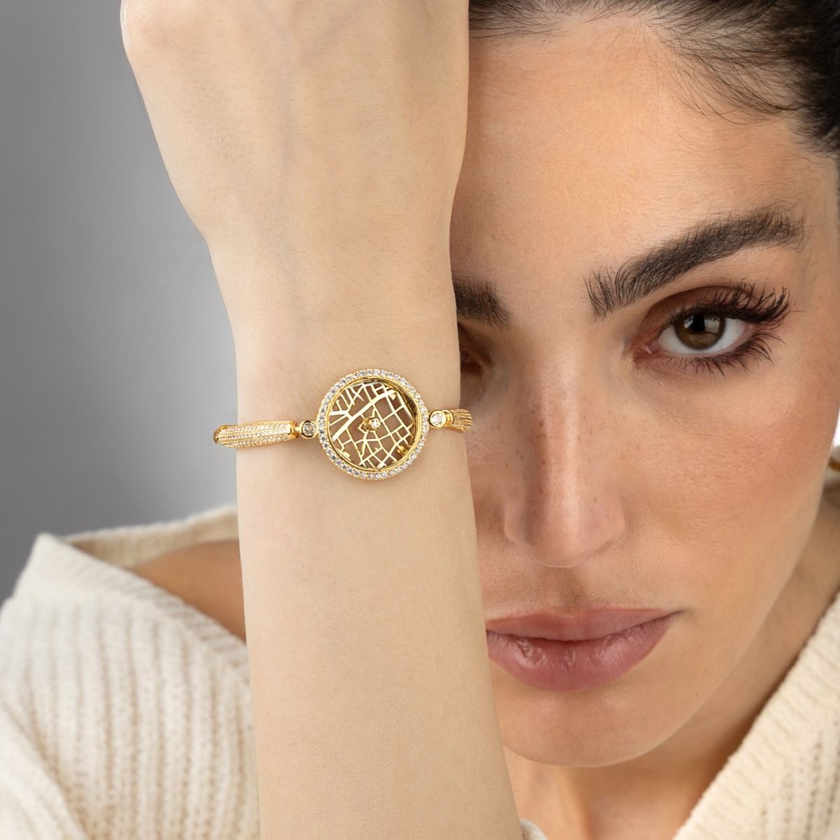 Precious Spot Map Bracelet with Crystals [Gold Plated]