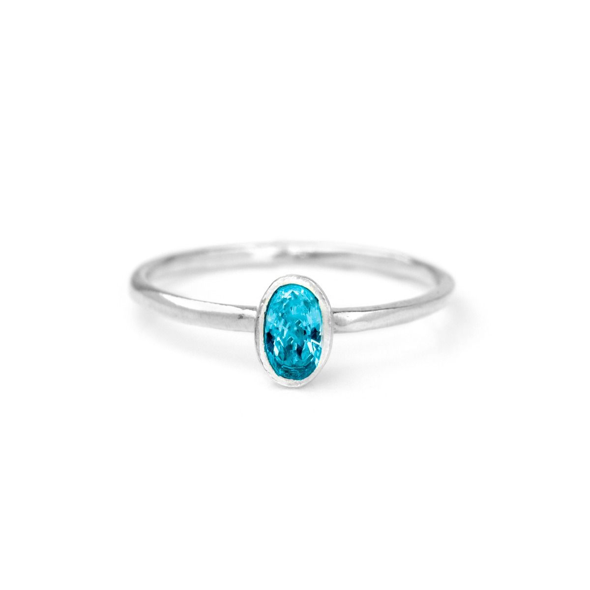 Carina Ring Oval vertikal [Sterlingsilber]