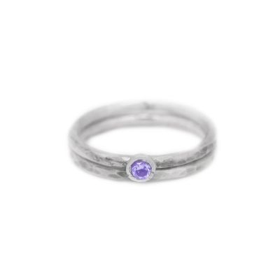 Carina Ring. Small Circle Hammered [Sterling Silver]