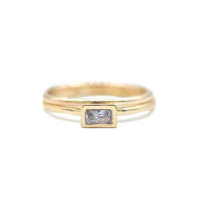 Bague Carina. Baguette Horizontale [Plaqué Or 18ct]