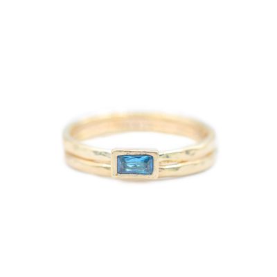 Gehamerde Carina Ring. Baguette Horizontaal [18K Goud Verguld]