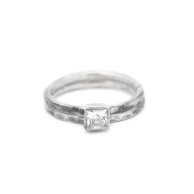 Carina Ring. Square Hammered [Sterling Silver]