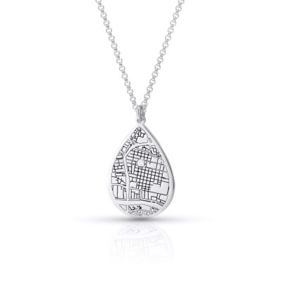 Geliebter Ort gravierte Karte Halskette [Sterlingsilber]