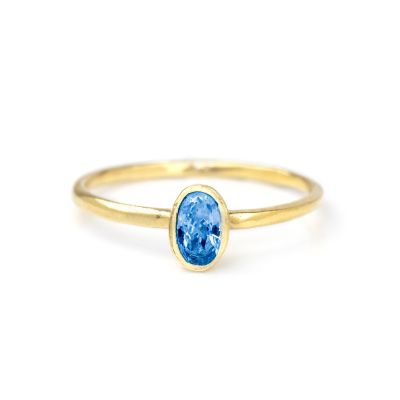 Bague Carina. Pierre Ovale Verticale [Plaqué Or 18ct]