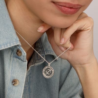 Zodiac Medallion Necklace with Names [Sterling Silver]