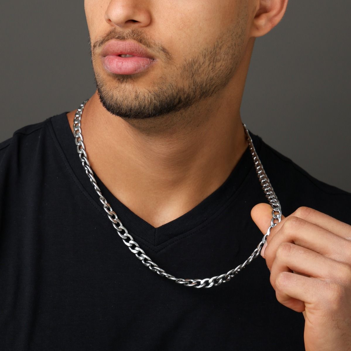 Silver cuban link chain with pendant hot sale