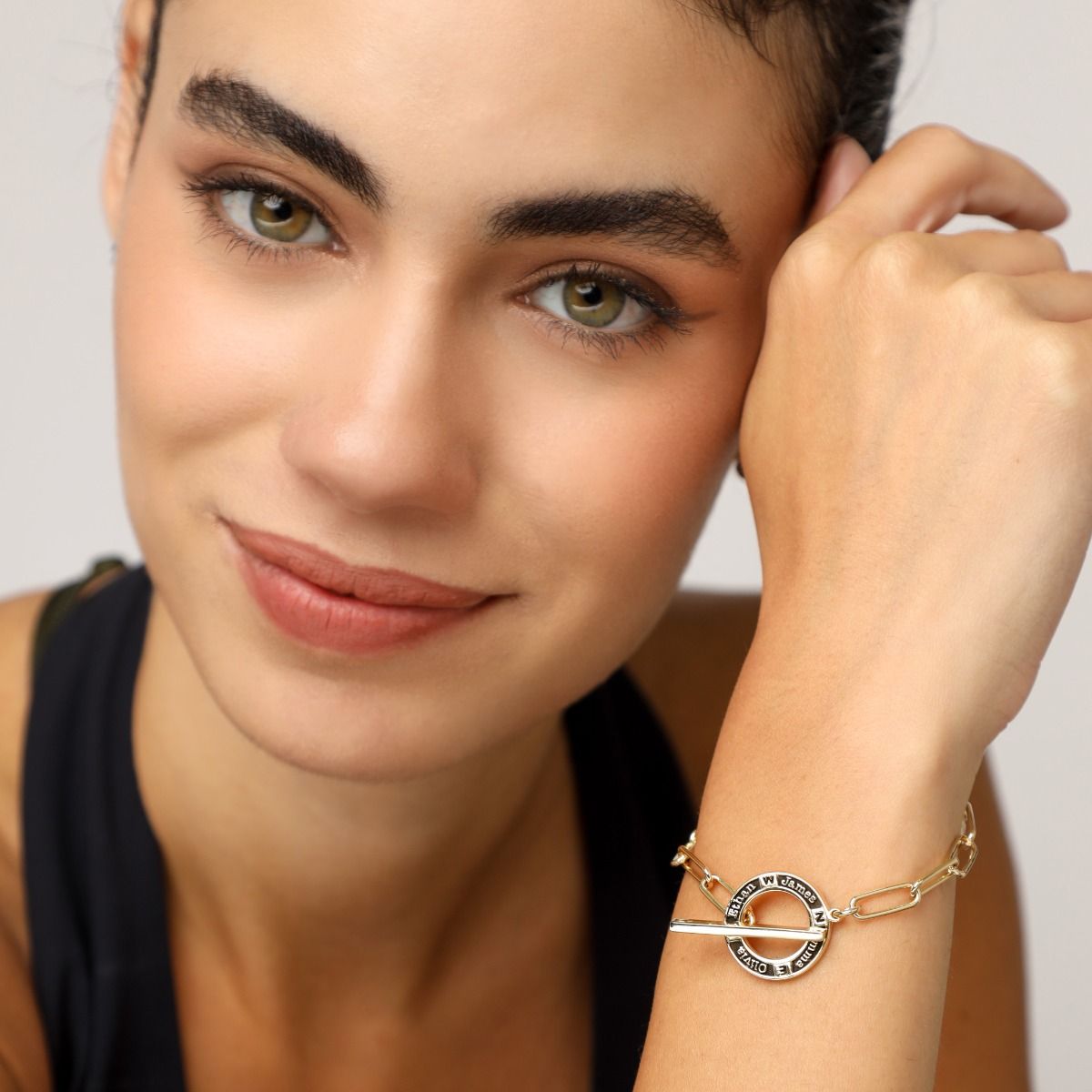 Gold Plated Link Chain Bracelet With Names Talisa