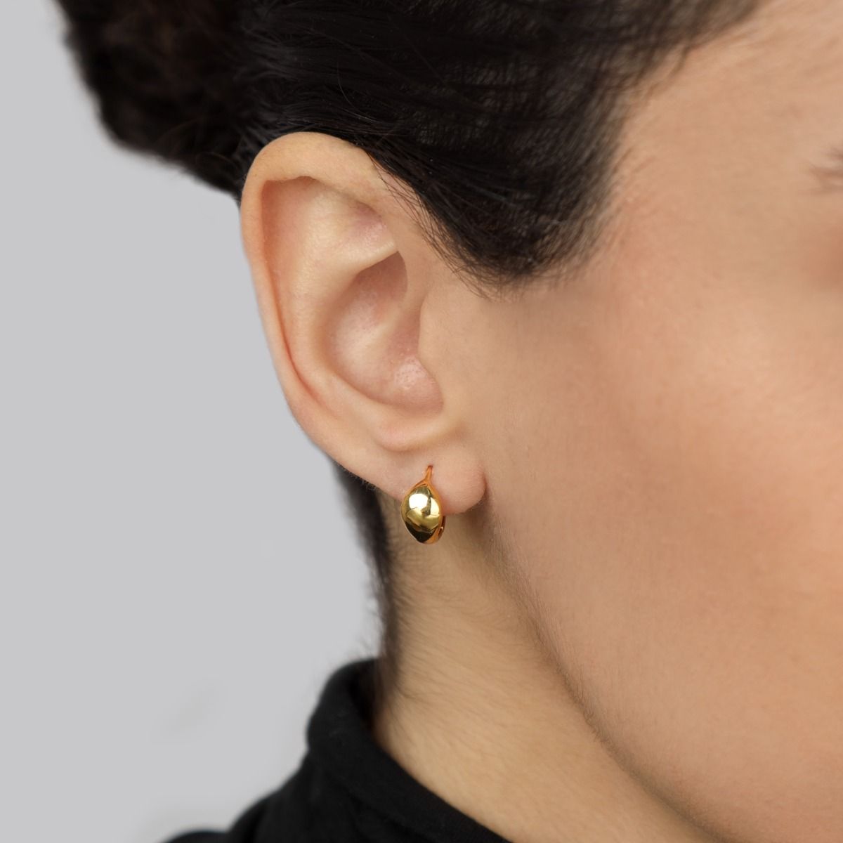 Dazzling Pearl Hoop Earrings - Medium Size in 18K Gold Plating by Talisa