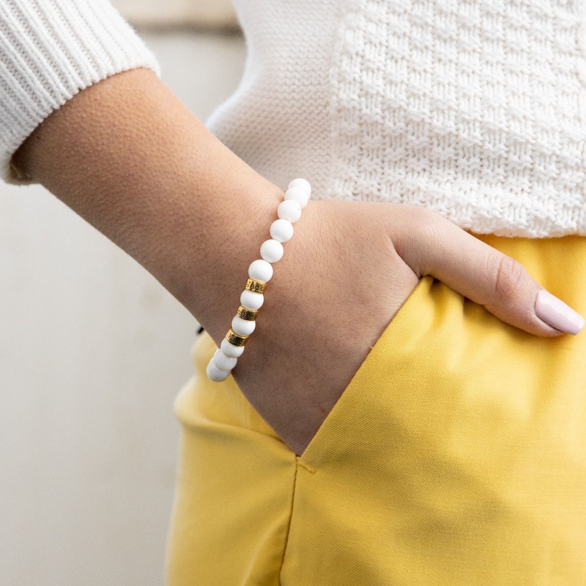 Tridacna Bracelet With Engraved Spheres Gold Plated