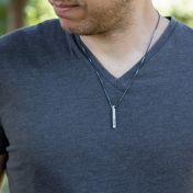 Collar Barra Clásica con Nombre - Plata de Ley