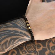 Black Onyx Men Name Bracelet [10 Karat Gold]
