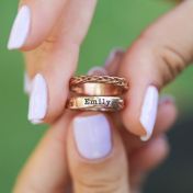 Anillo con Nombre Trenzas del Amor [Bañado en Oro Rosa de 18K]