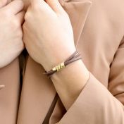 Bracciale con Nomi di Famiglia - Pelle Scamosciata Marrone [Placcato Oro 18kt]