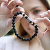 Bracelet Onyx Noir Prénoms pour Femme Avec Nano Bible [Argent 925]