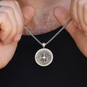 Gegraveerde Familie Kompas Ketting voor Mannen - Sterling Zilver