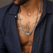 Cuban Link Chain With Name - Horizontal [8mm]