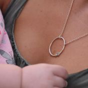 Moedersliefde Geboortesteen Ketting [Sterling Zilver]