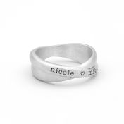 Kreuzende Wege Ring mit Namen [Sterlingsilber]