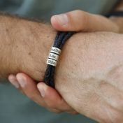 Herrenarmband mit gravierten Ringen aus Sterlingsilber