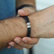 Herrenarmband mit gravierten Ringen aus Sterlingsilber