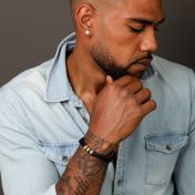 Men Leather Bracelet with Engraved Beads in Gold Plating