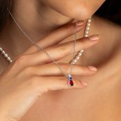 Mother’s Bloom Birthstone Necklace [Silver]