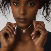 Collar Inicial con Candado [Plata de Ley]