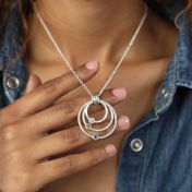 Collar de Piedras de Nacimiento Aros de Amor [Efecto Martillado - Plata de Ley]