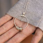 Familie Naam in Cirkel Ketting met een Diamant - Sterling Zilver
