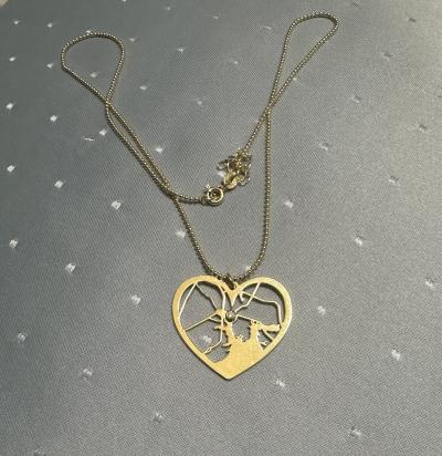 Beliebter Ort Kette mit Kartenanhänger [750er Gold Vermeil]