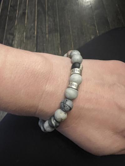 Herrenarmband aus Picasso Jaspis mit Gravur