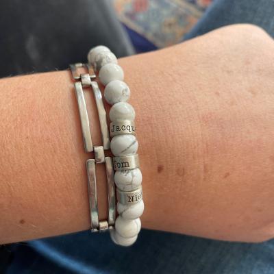 Armband aus Howlith mit Gravur für Damen [750er Gold Vermeil]