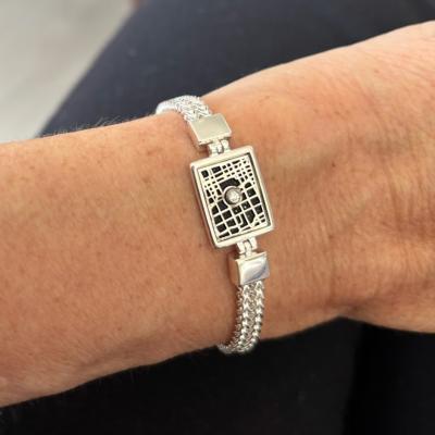 Erinnerungskreis Silhouette Armband mit Kartenanhänger [Sterlingsilber] 