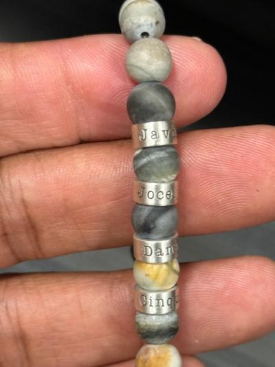 Herrenarmband aus Picasso Jaspis mit Gravur